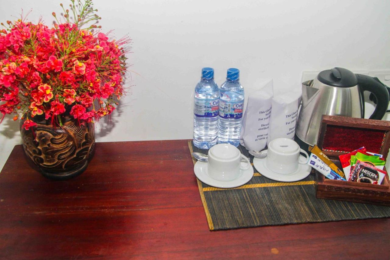 Hotel Hungry Lion Sigiriya Exterior foto