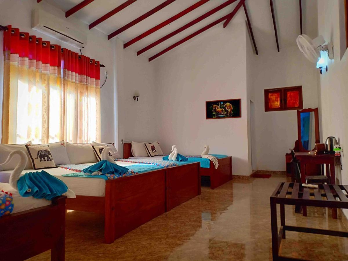 Hotel Hungry Lion Sigiriya Exterior foto